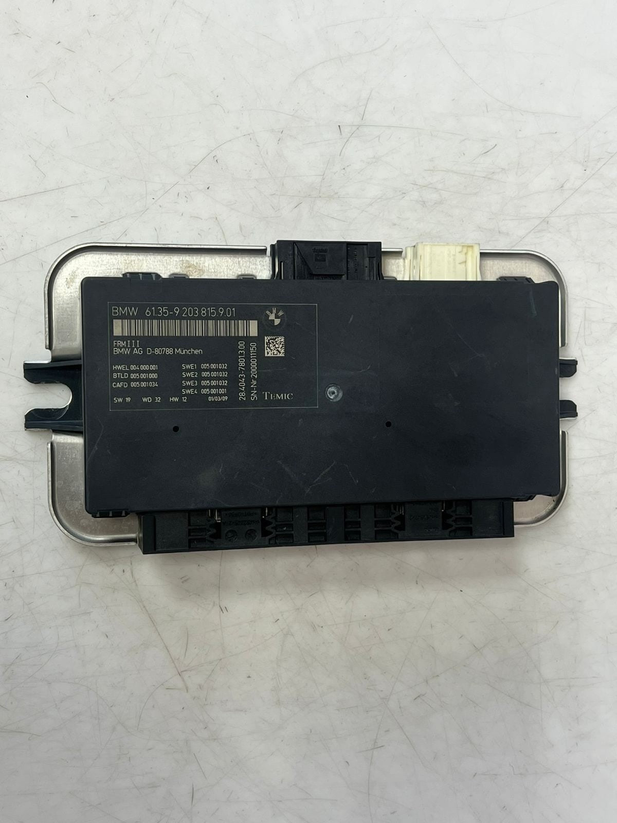 2009-15 BMW F01 F02 F07 740i 750i 550i 650i FRM3 Footwell Module 9203815 OEM