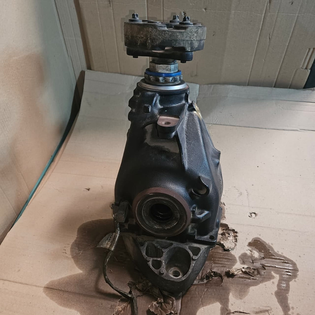 2013-2020 BMW 3-Series F30 F31 320i Rear Differential Assembly 7612168 2.81
