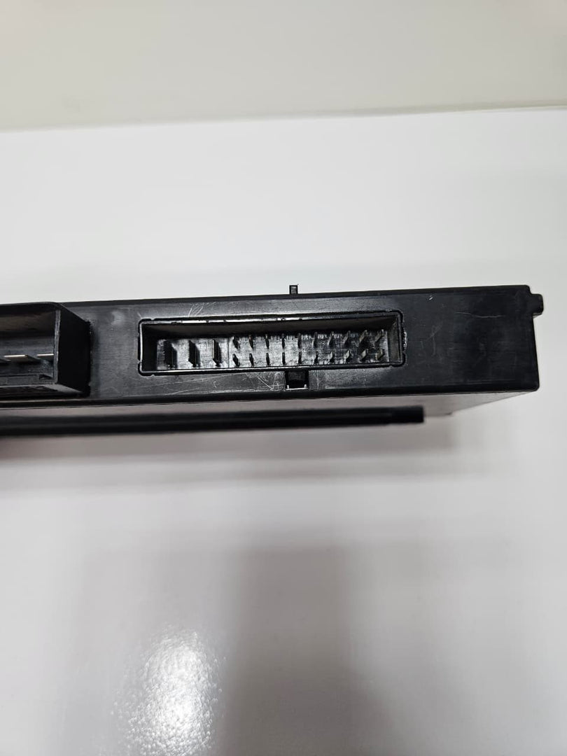 2012 BMW 550i Junction Box Body Control Module 9267466 OEM