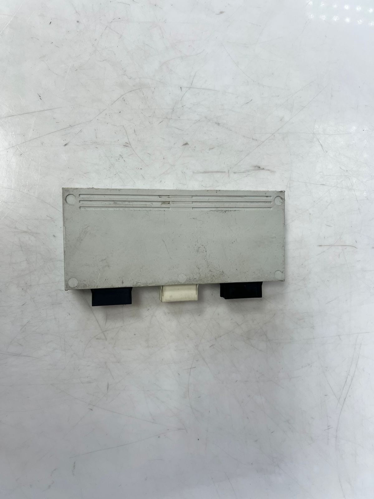 2011 BMW 750i F01 F02 7 Series 760I Tailgate Lift Control Unit 7240611 OEM