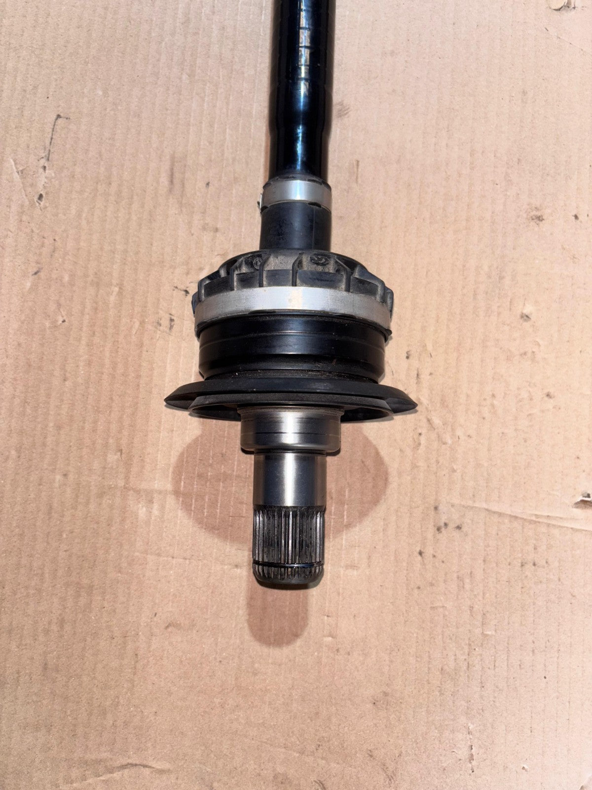 BMW 4 SERIES G22 M440IX B58 REAR LEFT OUTPUT SHAFT DRIVE AXLE OEM 3320-8689555