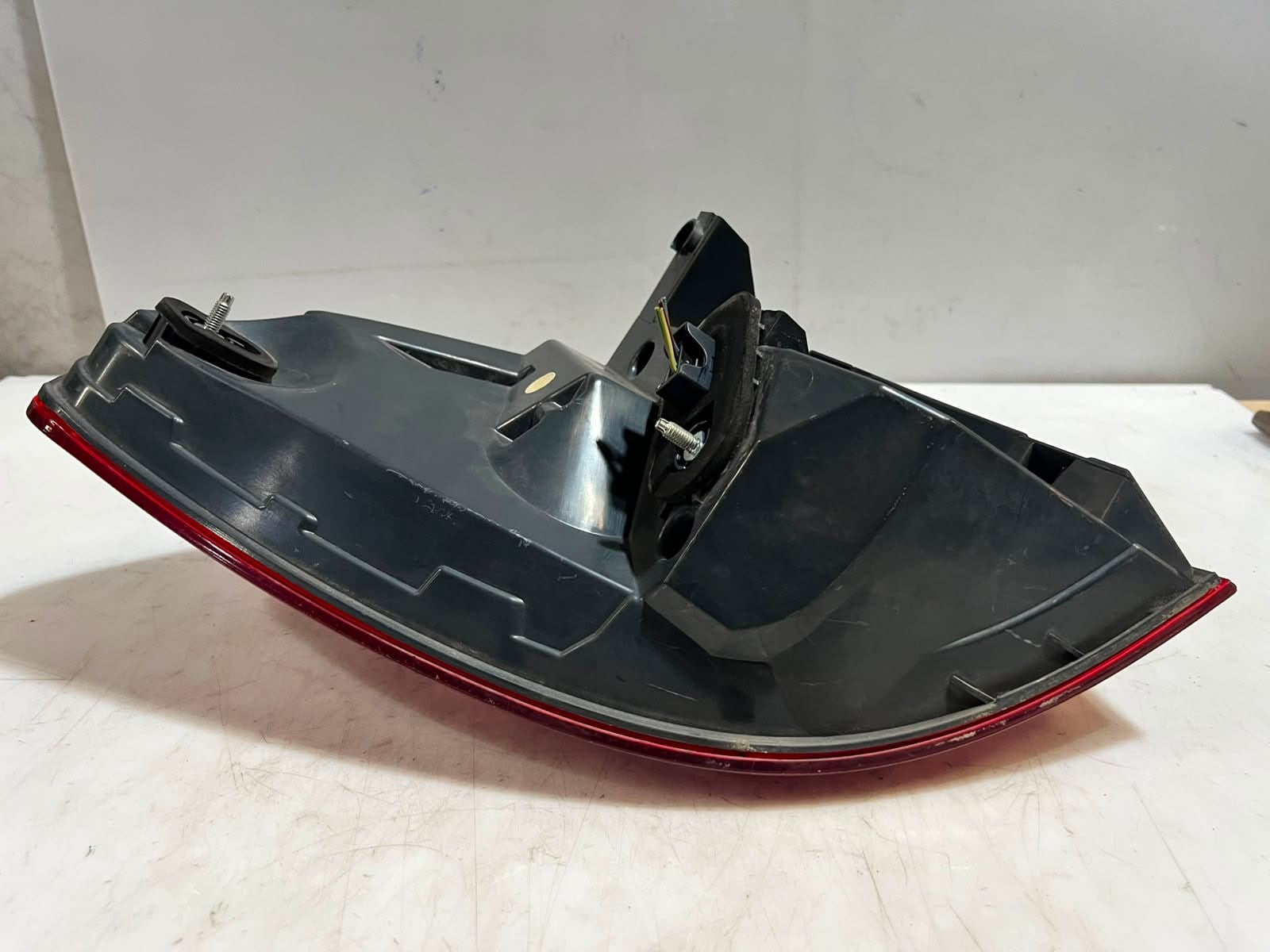 2010-2013 BMW 5' 535i GT F07 N55 Rear RIGHT Tail Light BACK LIGHT 89091990 RHD