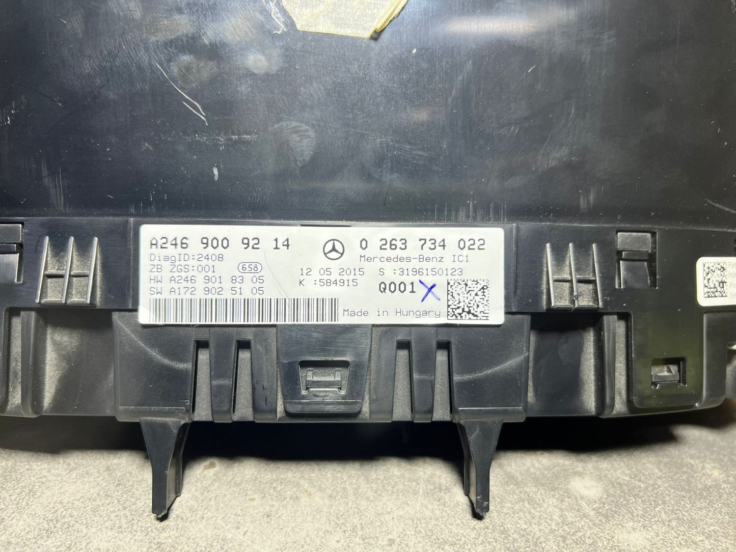 12-14 Mercedes-Benz W246 B-Class Instrument Cluster Speedometer A246 9009214 OEM