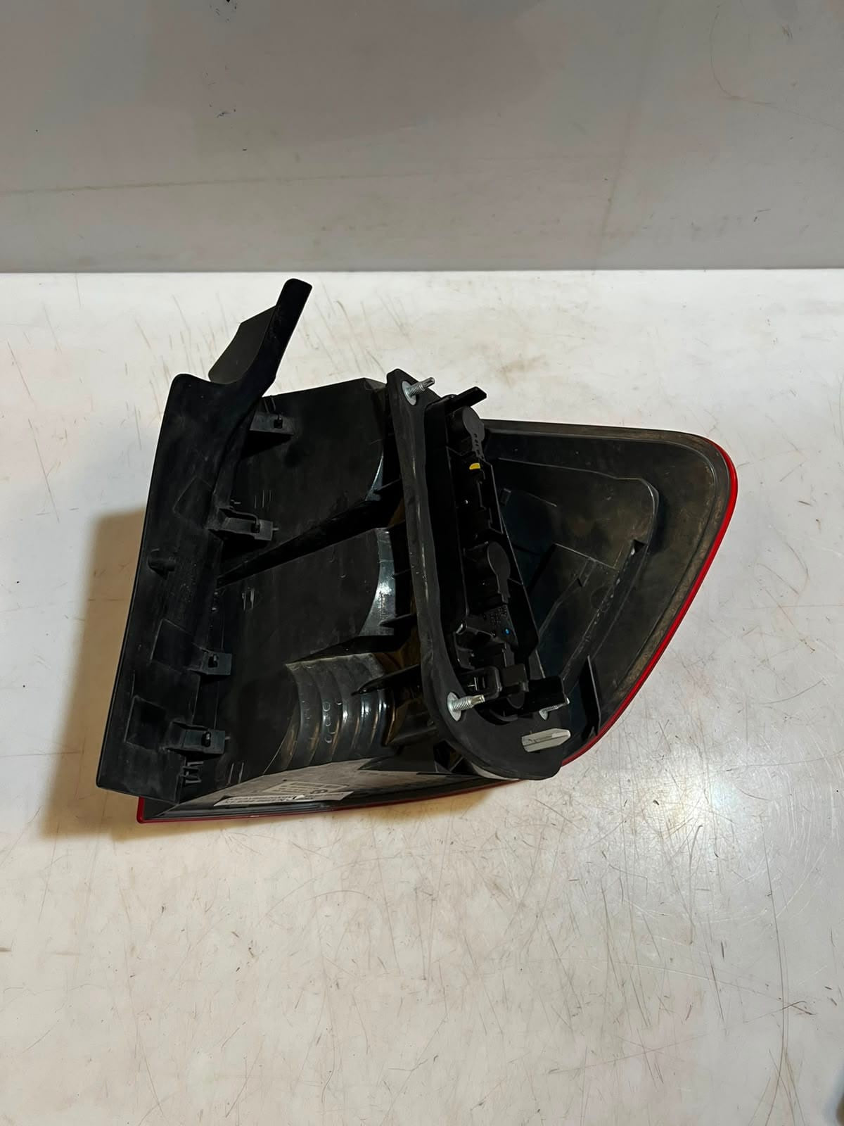 2010-2015 BMW X1 E84 Tail Light, Left SIDE BACK LIGHT 2990109 ECE