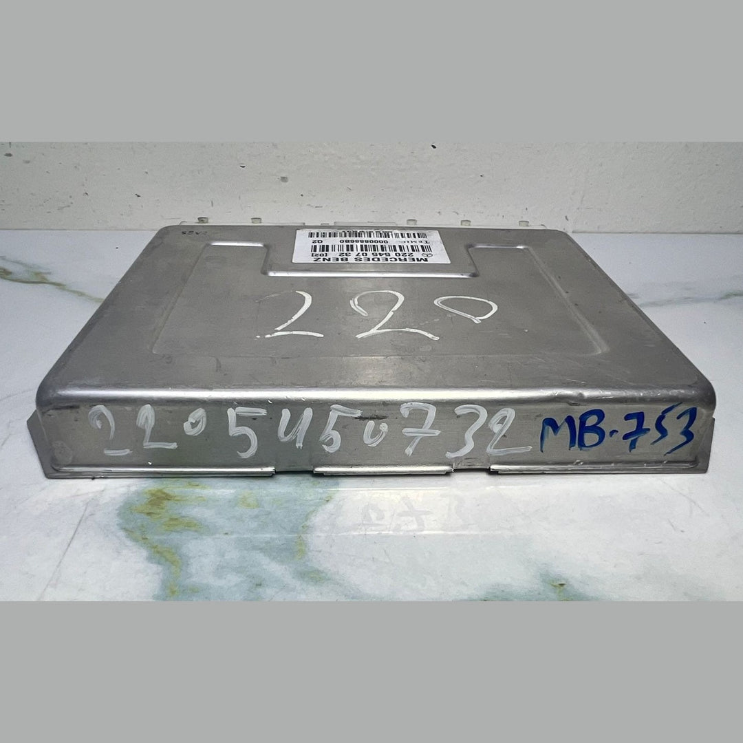 Mercedes Air Suspension Control Unit A2205450732 W220 S-Class