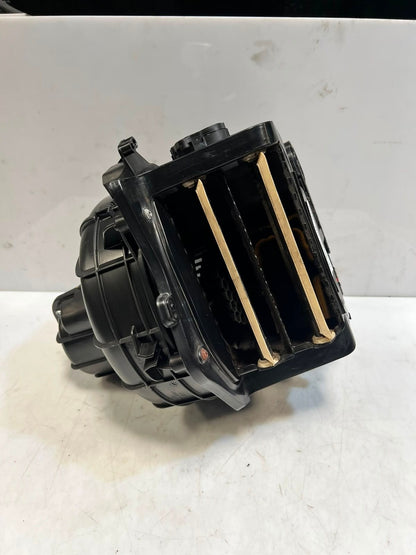 2010 BMW 550i 5 Series F10 F11 Heater Blower Motor 9243950 OEM