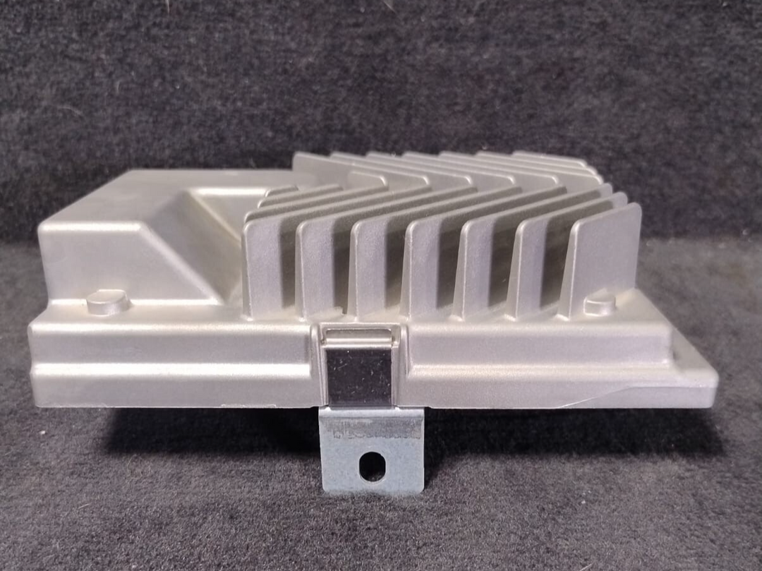 OEM  BMW 530I G30E XDRIVE  AUDIO SYSTEM AMPLIFIER MODULE UNIT 2622764