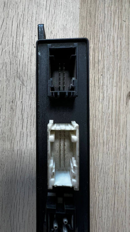 1999-2000 BMW 528i Door Control Module 8377601  5' E39 540i 