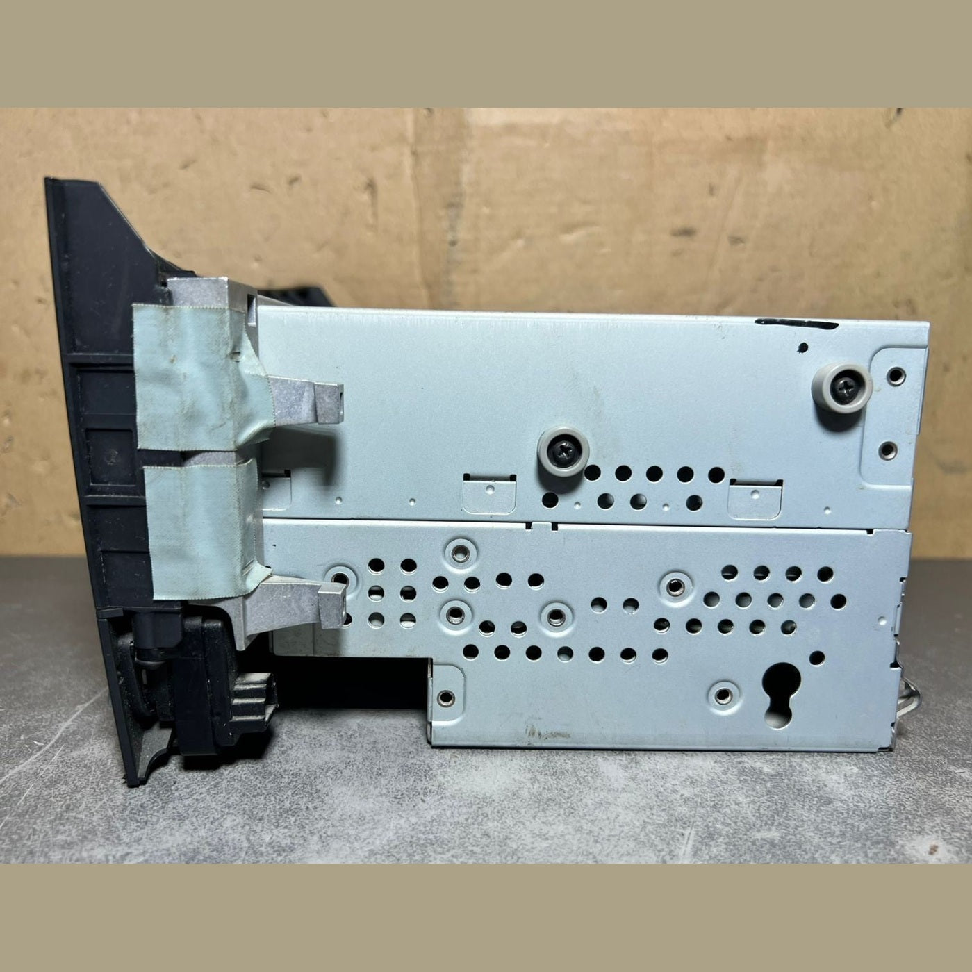 2011–2017 Mercedes-Benz W218 CLS-Class Head Unit CD Player A218 9006103 OEM