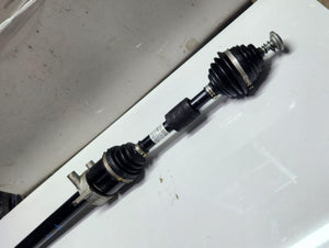 2018-2023 BMW X2 Front Drive Shaft 8681530 1,2 Series F52 F45 F48 F49 X1 F39 OEM