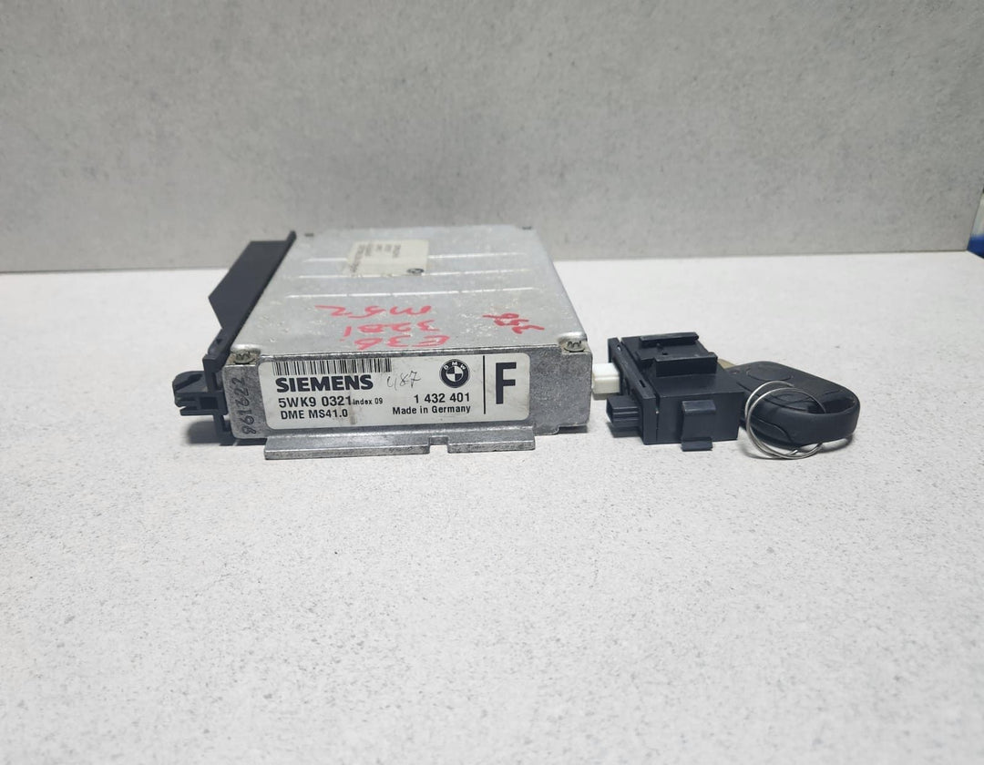 1996-2002 BMW Z3 Engine Control Unit 1432401 E36 E39 E38 M42 Siemens 5WK90321 