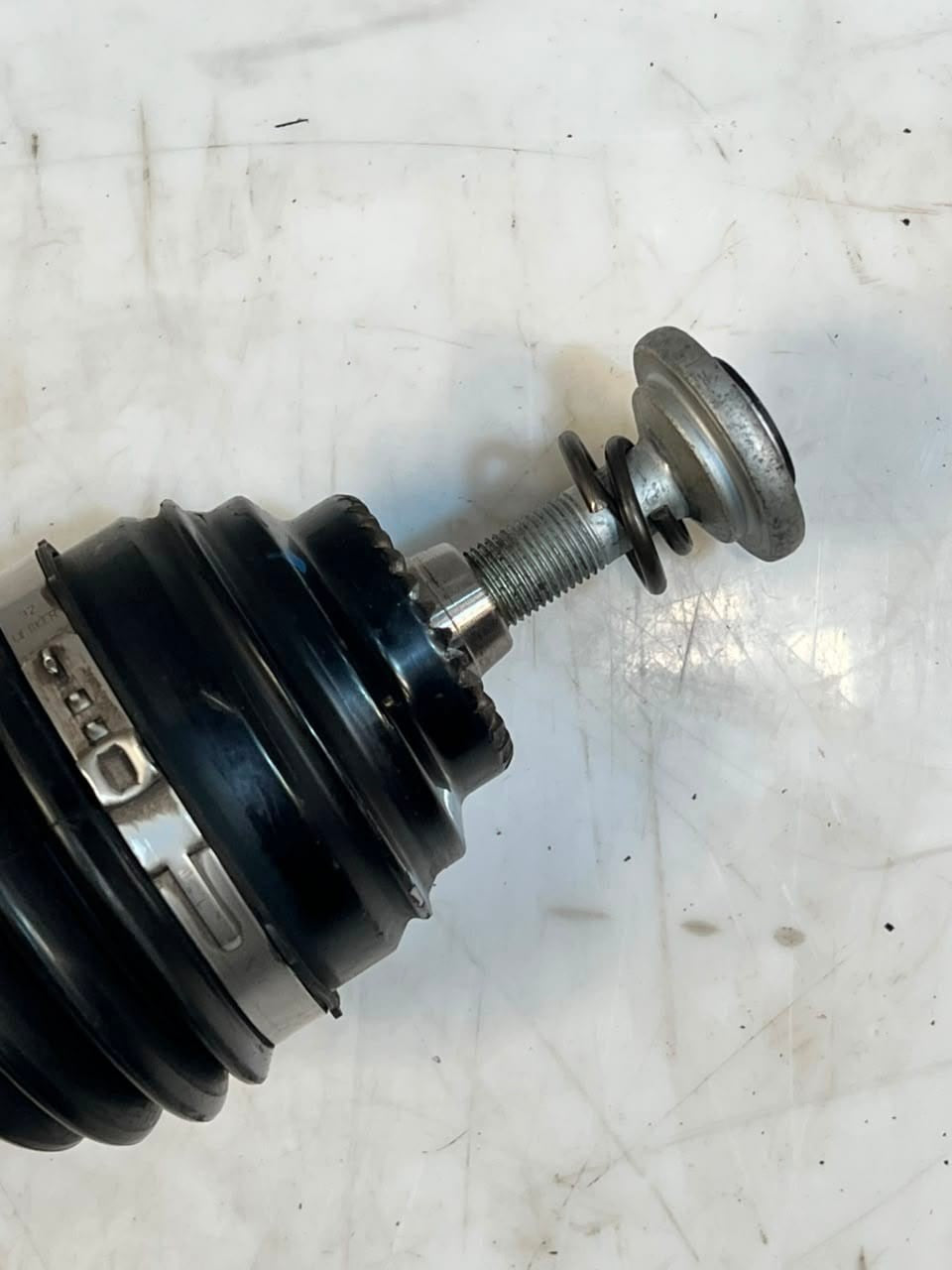BMW F45 F46 F48 F54 F60 FRONT LEFT SIDE Drive Shaft AXLE Front 8643383 OEM