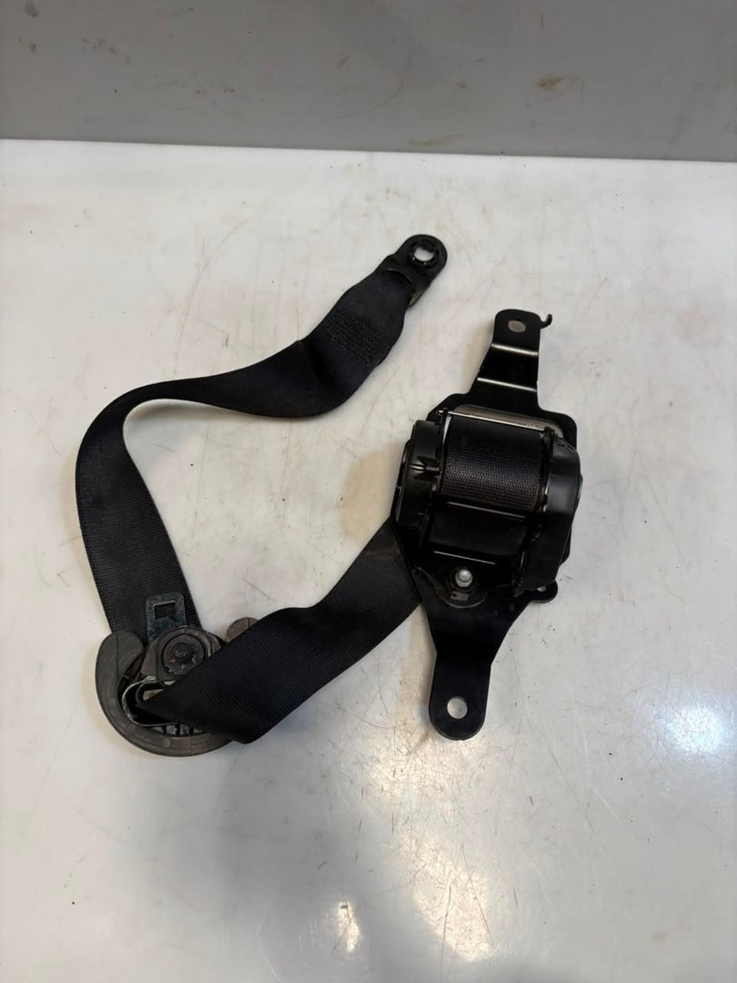 2015-2017 BMW X5 F15 X6 F16 Rear Right Seat Belt Retractor 623201500D OEM