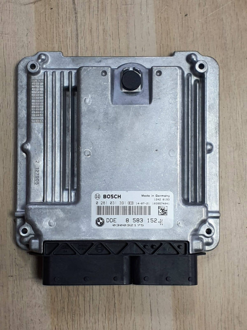 2014-2018 BMW X5 Engine Control Unit 8583152 F15 F16 X5 40dX with N57D 