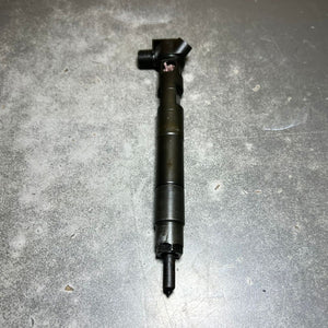 Genuine Mercedes W212 W164 Fuel Injector Sprinter OM651 A651 0702887 Oem Diesel
