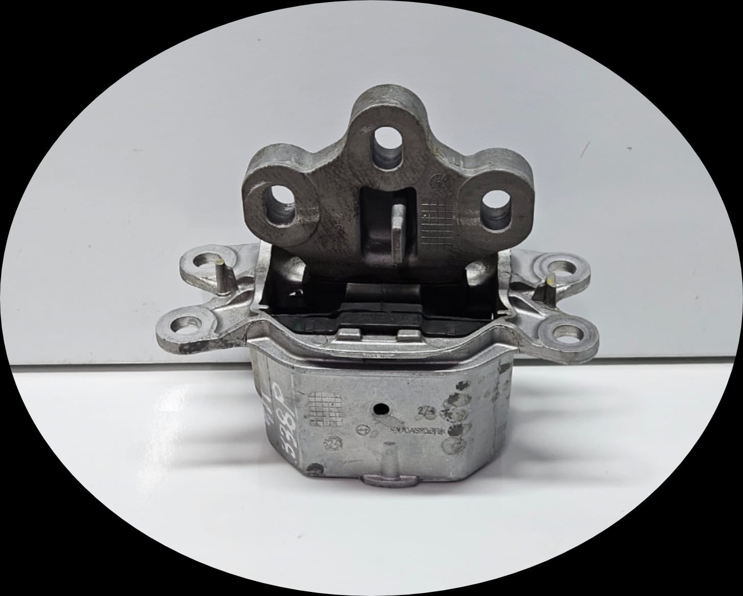 17276810-2014-2022 BMW X1 F48 Engine Cushion Motor Mount OEM