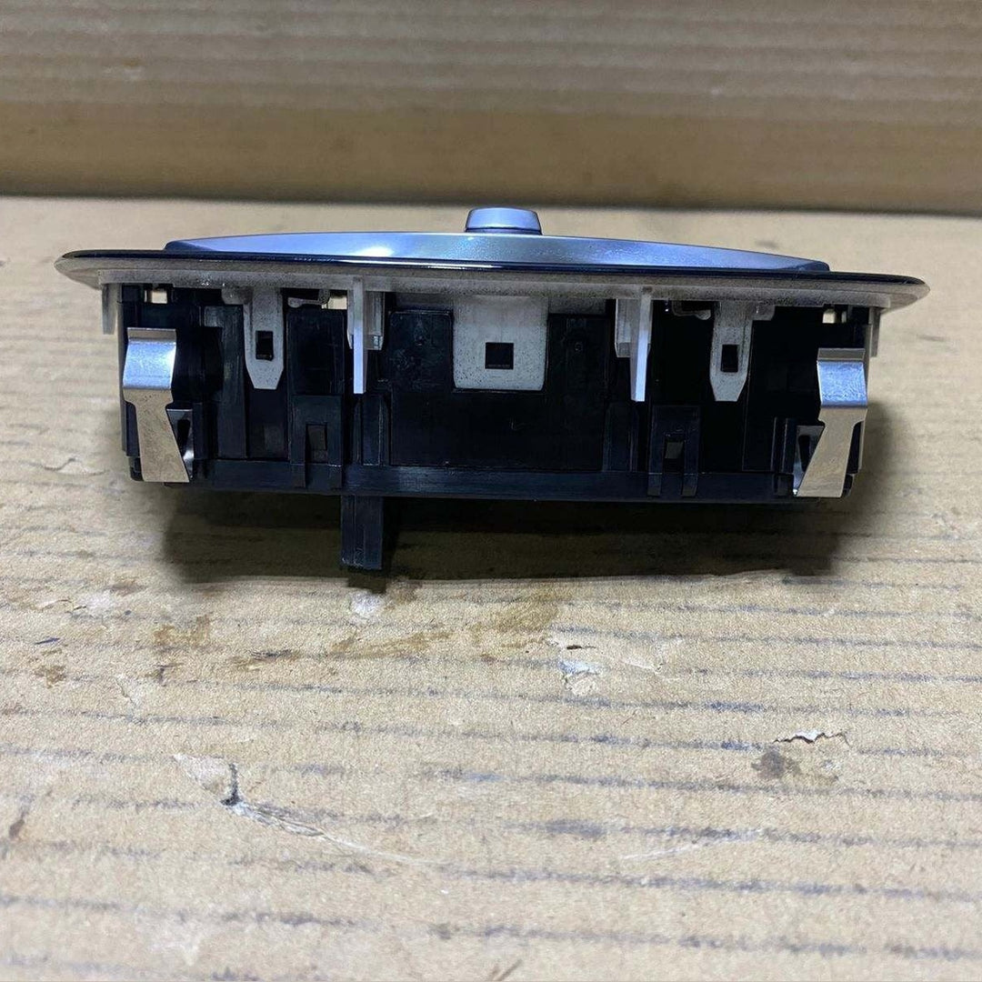 2017-2023 BMW 530i Headlight Control Switch 9472967 530i, 540i, M5, M550i xDrive