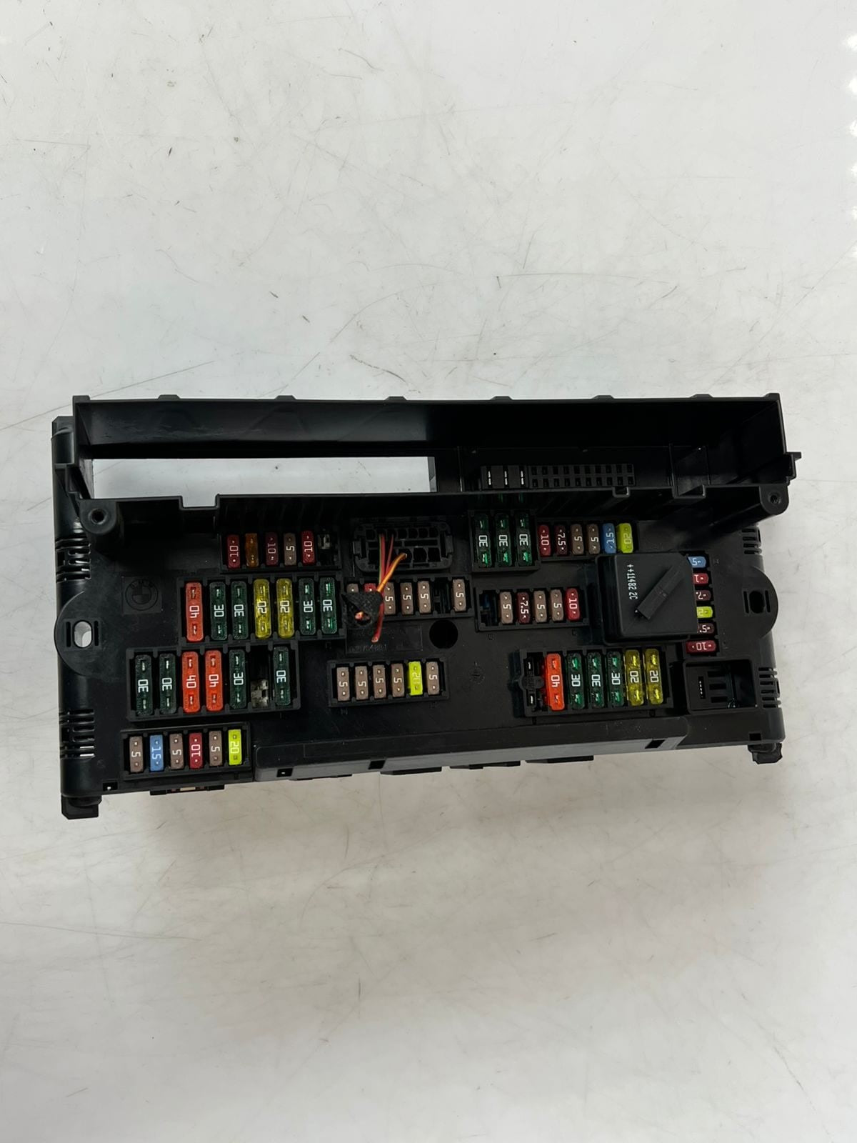 2008-16 BMW 535i F10 F11 F12 F13 F01 Front Power Distribution Box 9252815 OEM