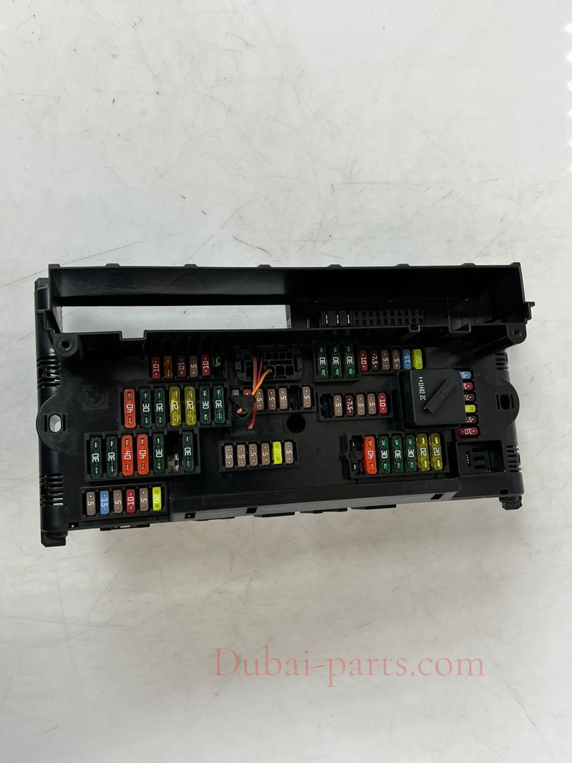 2008-16 BMW 535i F10 F11 F12 F13 F01 Front Power Distribution Box 9252815 OEM