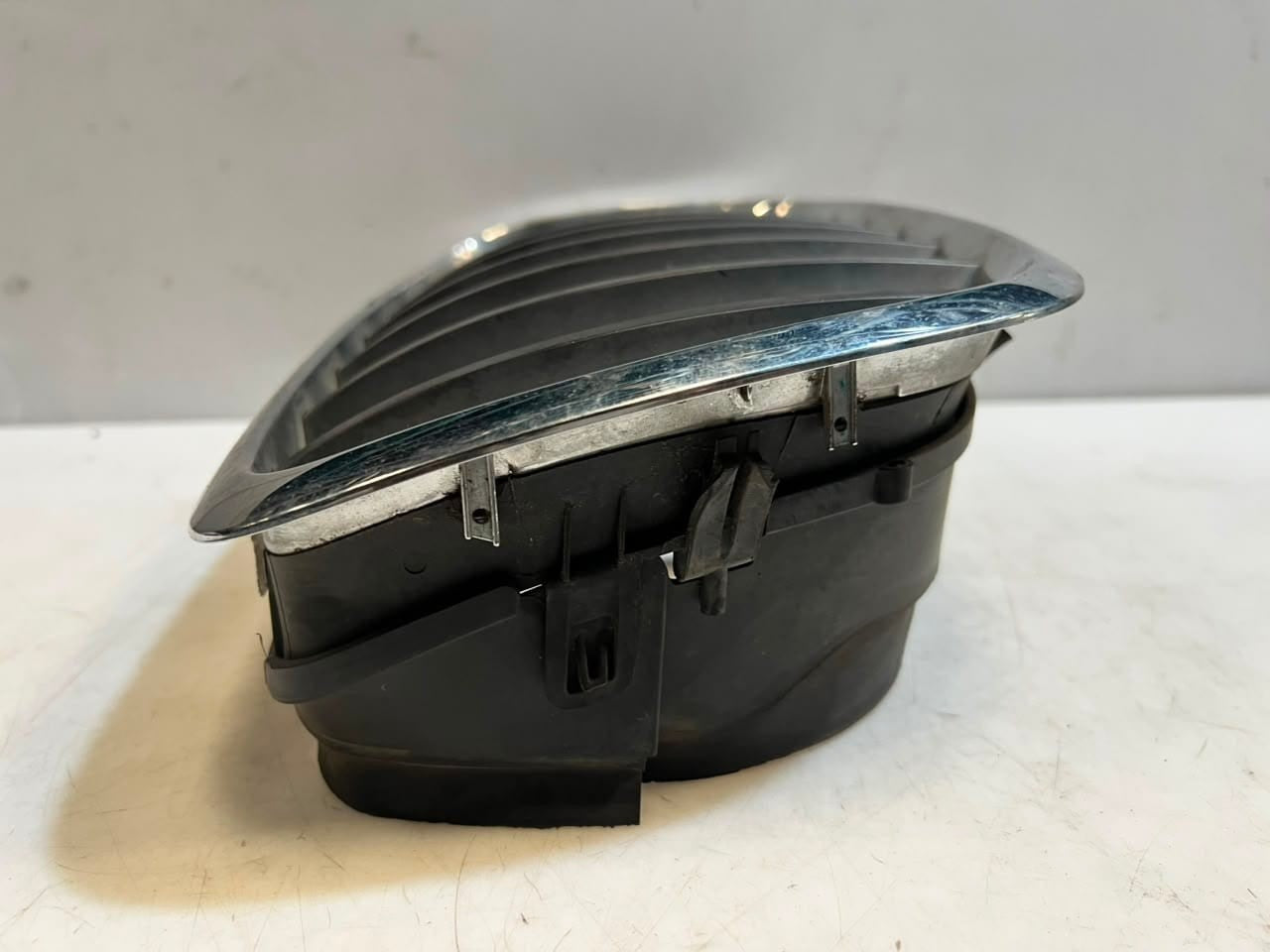 2007-2010 BMW X5 E70 and 5 Series GT F07 Front Kidney Grille 7171396 OEM
