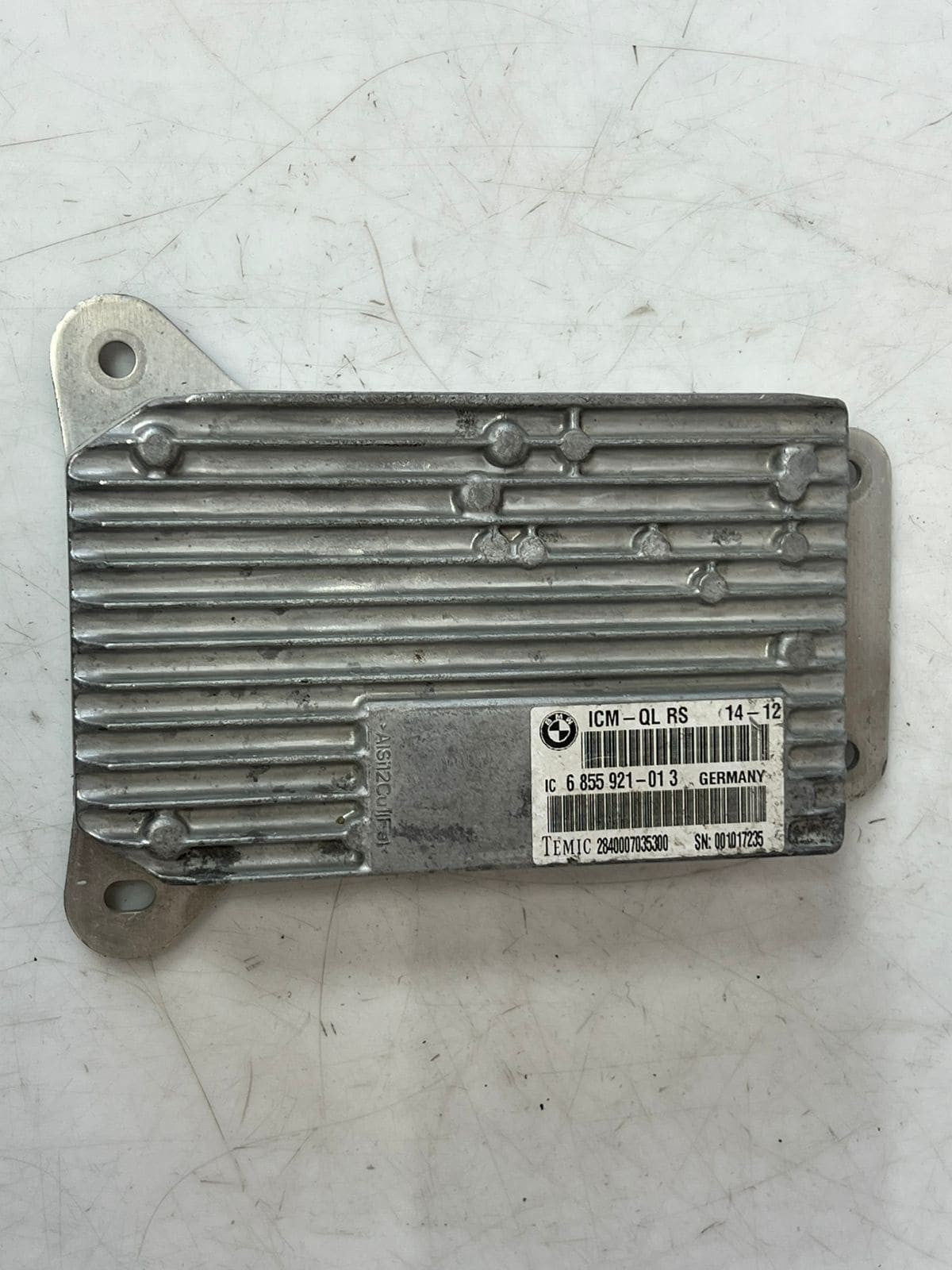 2012 BMW 740Li Integrated Chassis Management (ICM) CONTROL MODULE 6855921 OEM