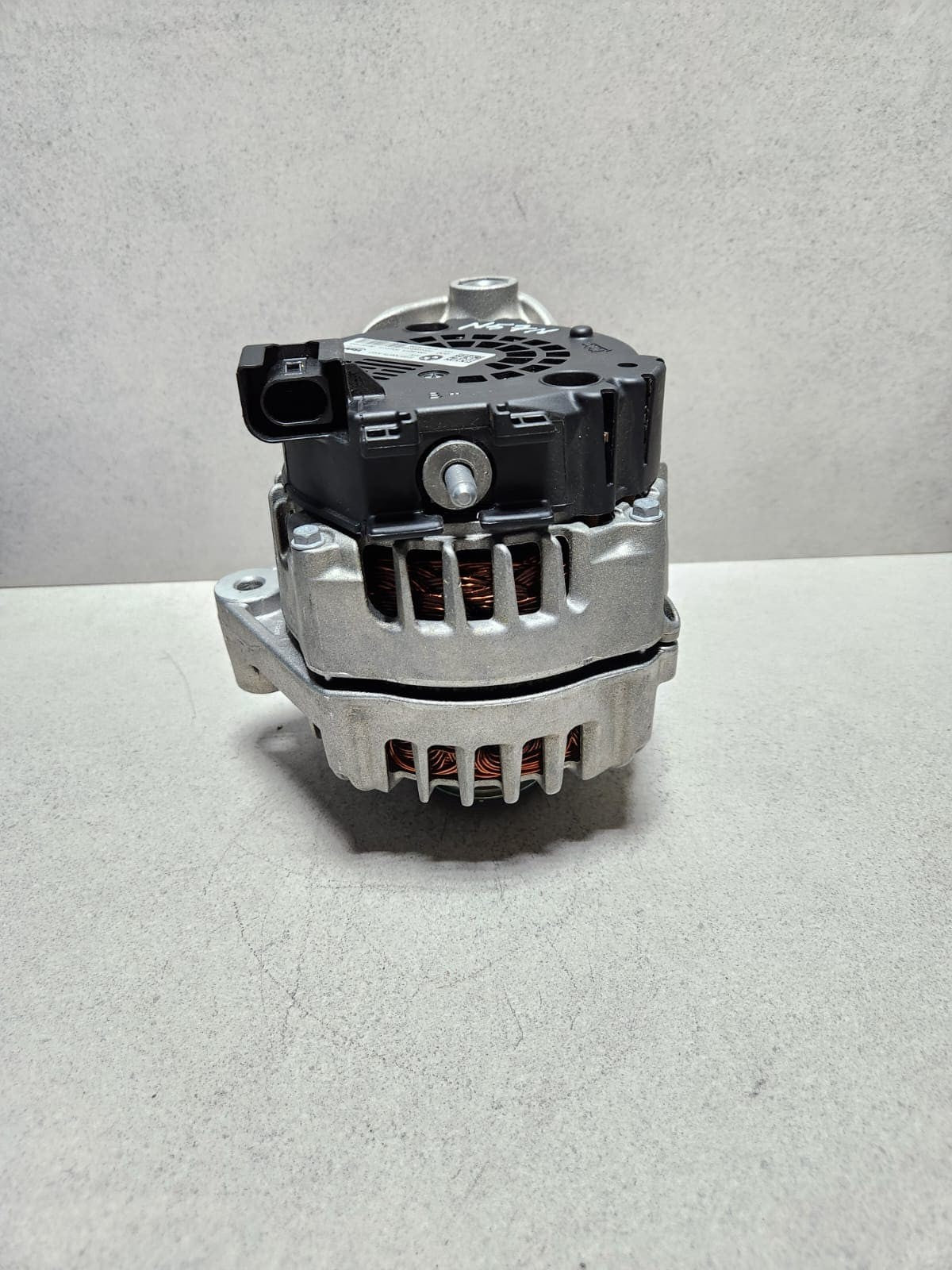 2015-2019 BMW X6 Alternator 8570675 X5 F15 and X6 F16 N57 DIESEL 