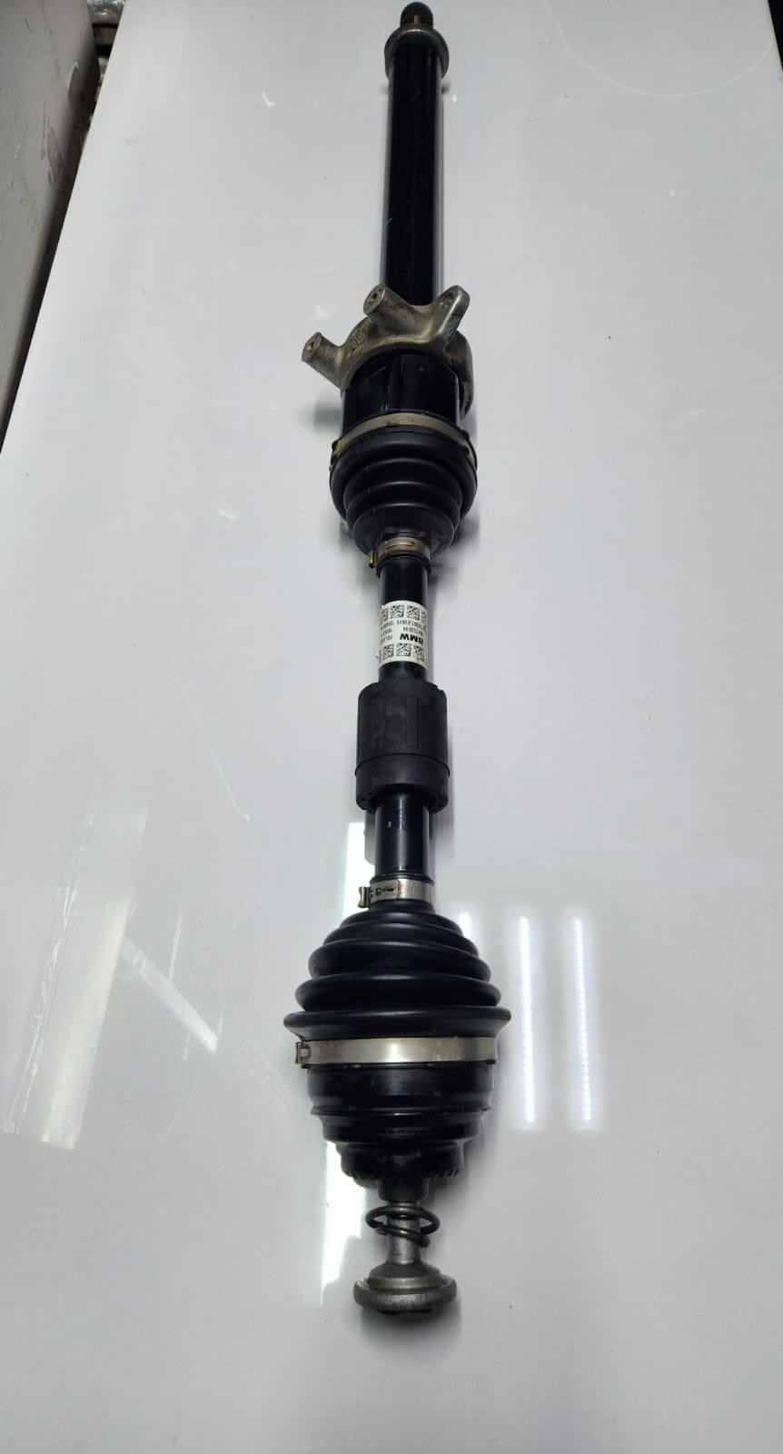 2018-2023 BMW X2 Front Drive Shaft 8681530 1,2 Series F52 F45 F48 F49 X1 F39 OEM