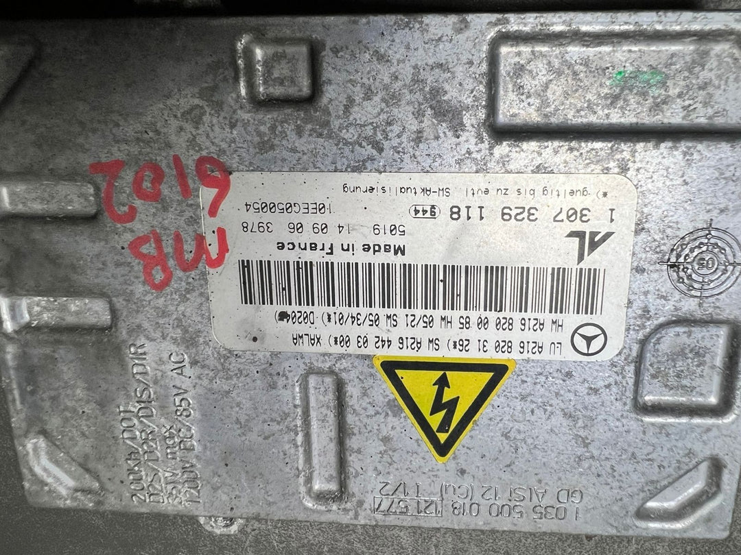 Mercedes Benz W221 Xenon Light Headlight Control Module Unit A216 8203126 OEM