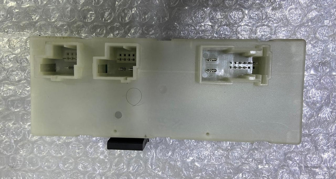 OEM BMW 740 750 G11 G12 TRUNK LID COMPUTER CONTROL MODULE UNIT 7448871