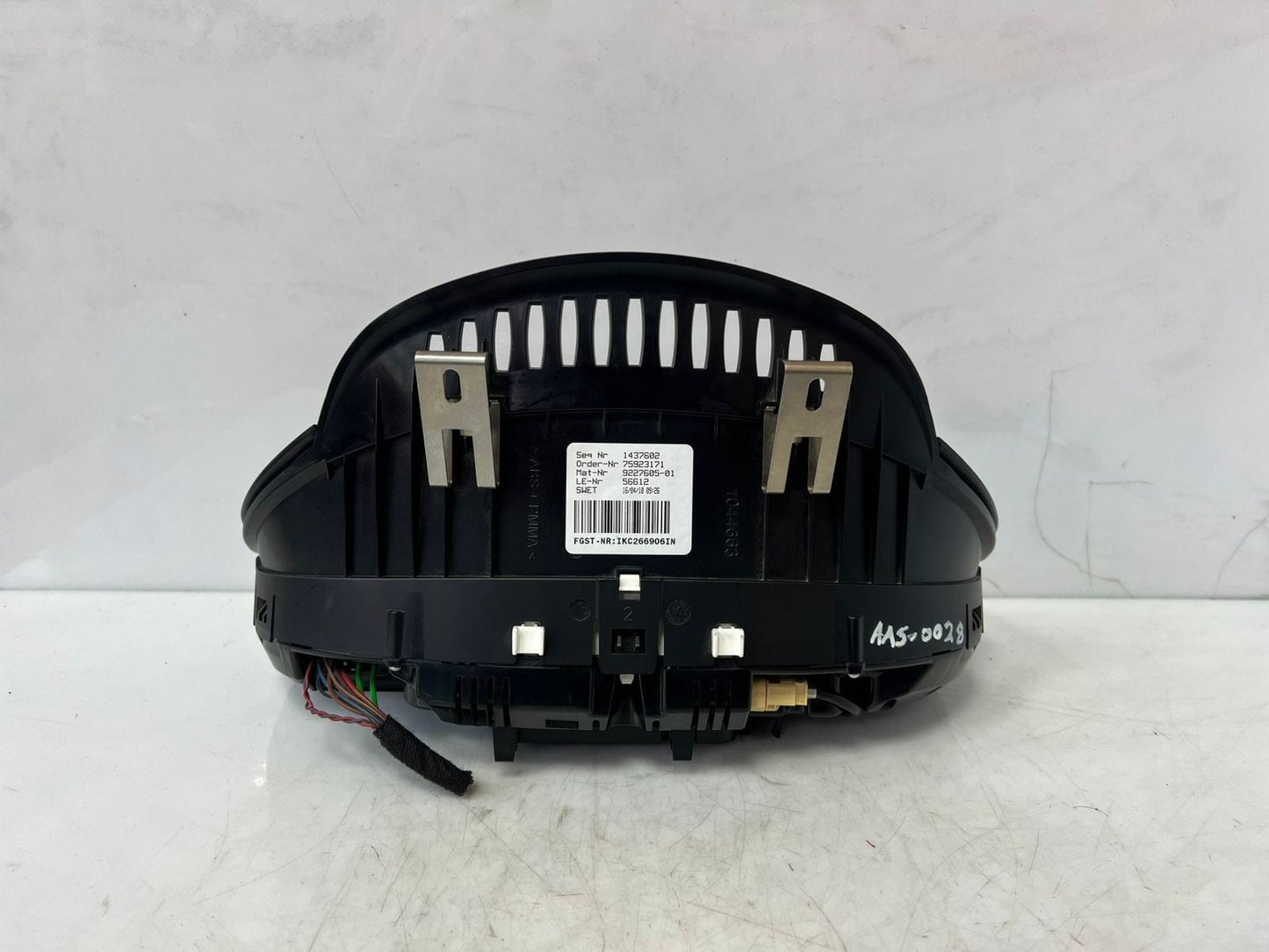 2011-2013 BMW 535i and 550i F10 Instrument Cluster Speedometer 9227605 OEM