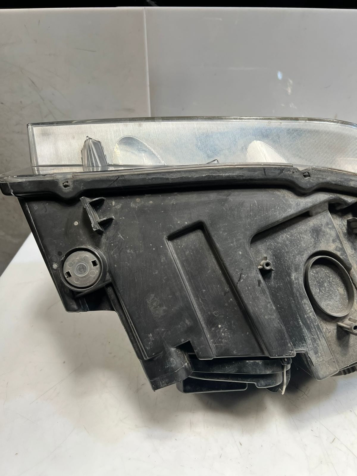 2010-2015 BMW X1 E84 LEFT PASSENGER FRONT Halogen Headlight 2990003 OEM