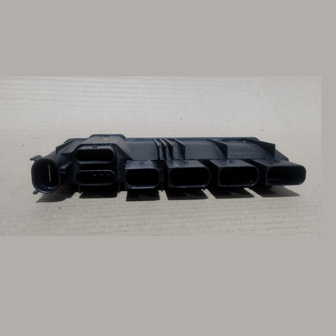 BMW X3 G01 INTEGRATED SUPPLY POWER DISTRIBUTION MODULE OEM 8638551