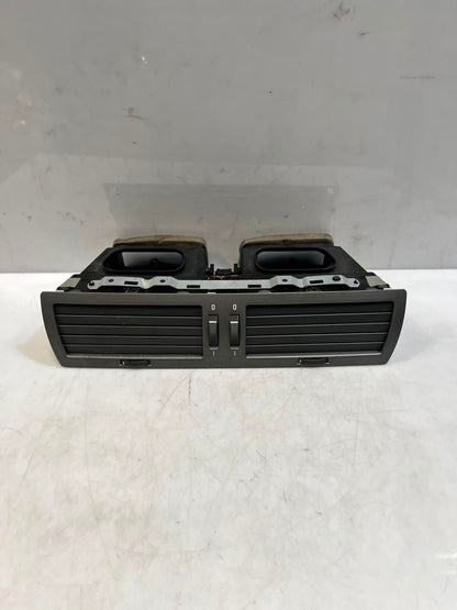 2005 BMW 7 Series E65 E66 745Li Center Dashboard AIR GRILLE Vent 8223599 OEM