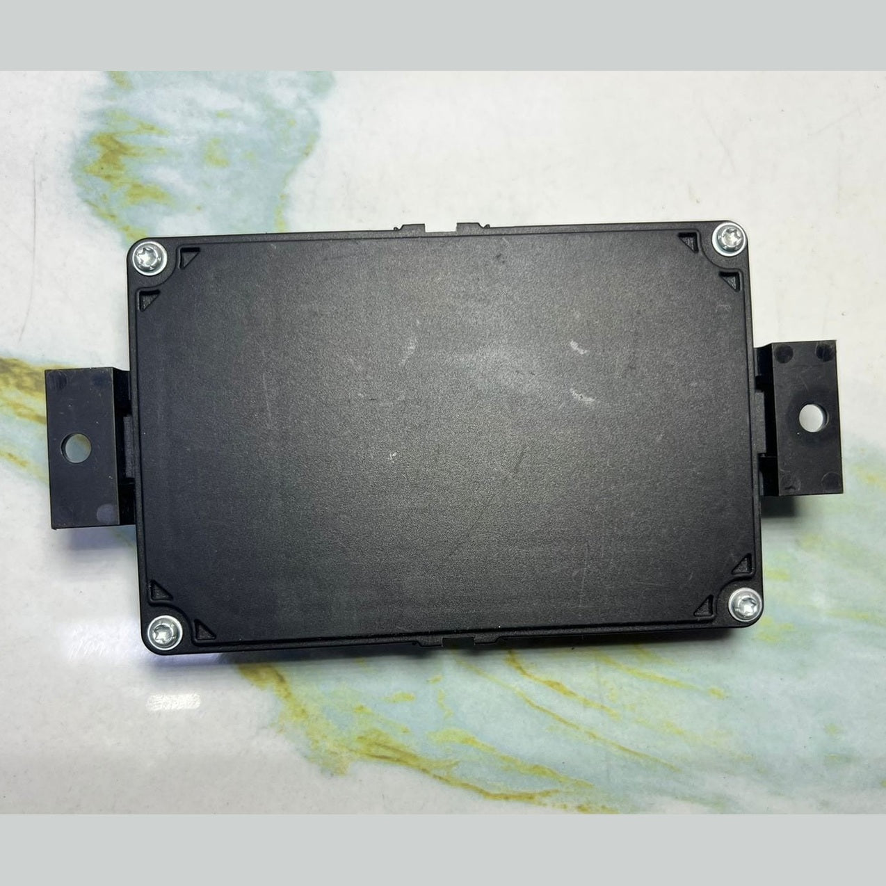 10-16 Mercedes E63 AMG Electronic Control Unit A0009006200  CLS W218 and E Class