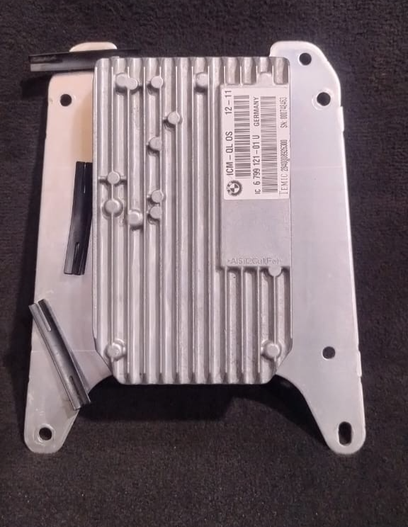 BMW E71 X6 INTEGRATED CHASSIS CONTROL MODULE  6799121
