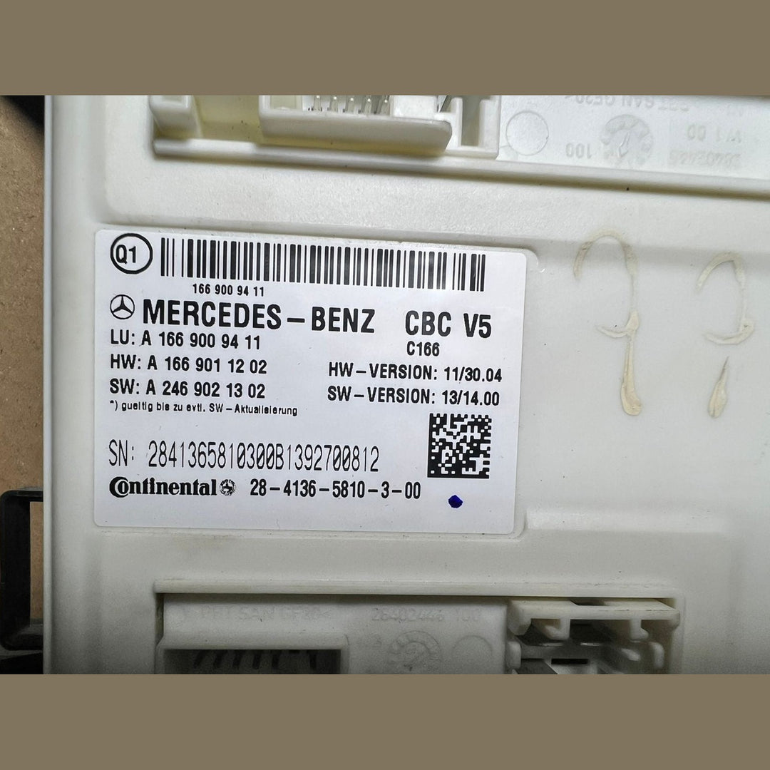 Mercedes-Benz W166 ML GL GLE Front SAM Body Control Module Unit A166 9009411 OEM