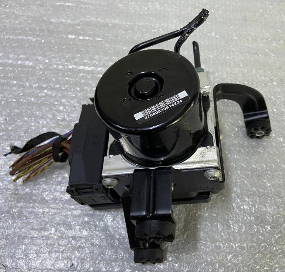 OEM BMW F20 F21 F22 F30 DSC ANTI LOCK BRAKE UNIT WITH MODULE ATE 6860730/6860731
