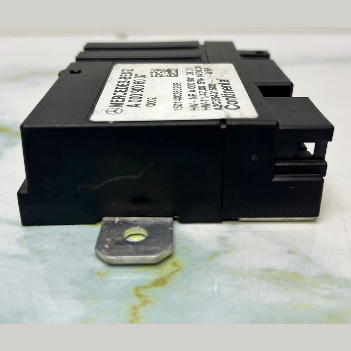 2008-2018 Mercedes-Benz C300 Fuel Pump Control Module A 000 900 60 07 W205 C-Cla
