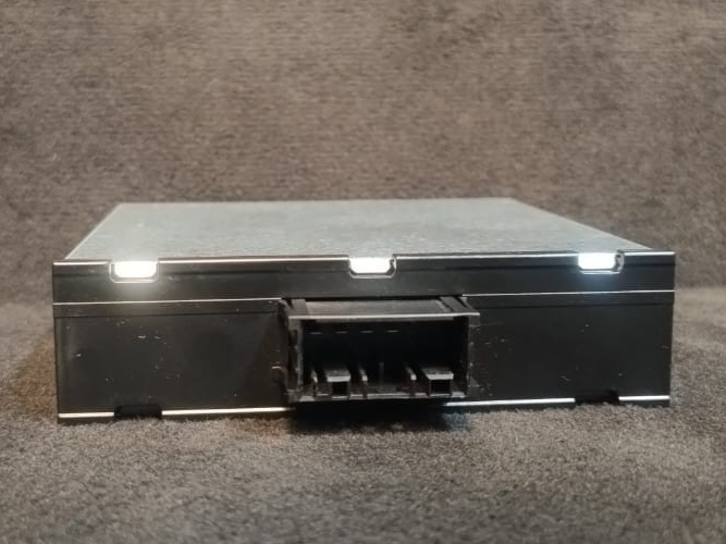 BMW X1 E84 E87 E88 E82 E90 E93 VOLTAGE CONVERTER CONTROL MODULE OEM -9253208