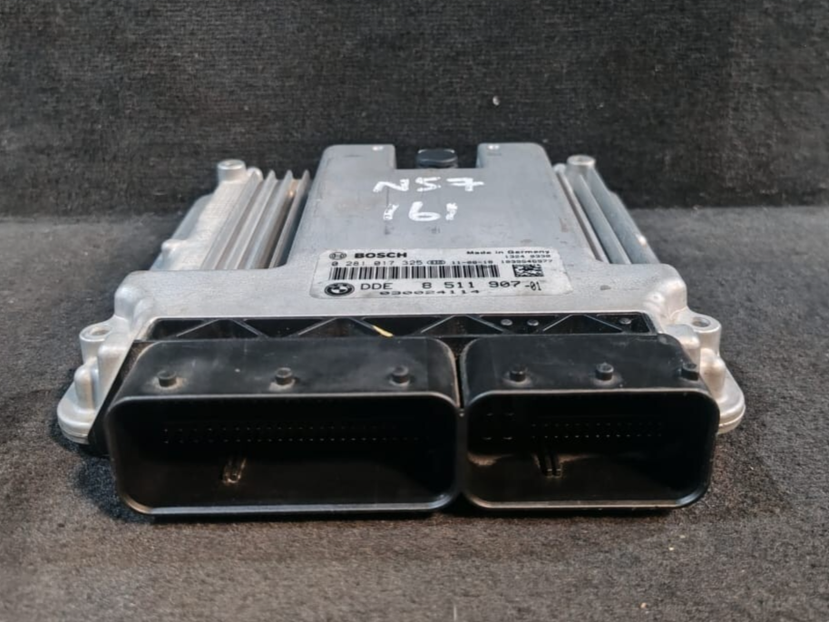 OEM  BMW X3 F25 3.0D N57 AUTO ENGINE CONTROL UNIT  ECU ONLY  DDE - 8511907