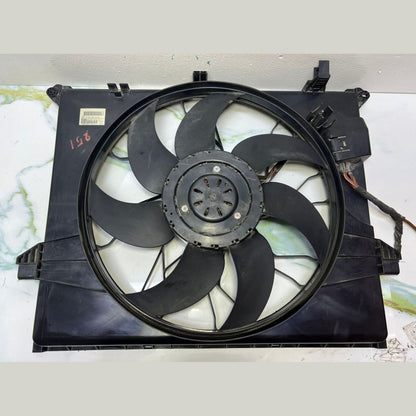 2006-2013 Mercedes-Benz ML350 Radiator Cooling Fan Assembly A 164 500 04 93