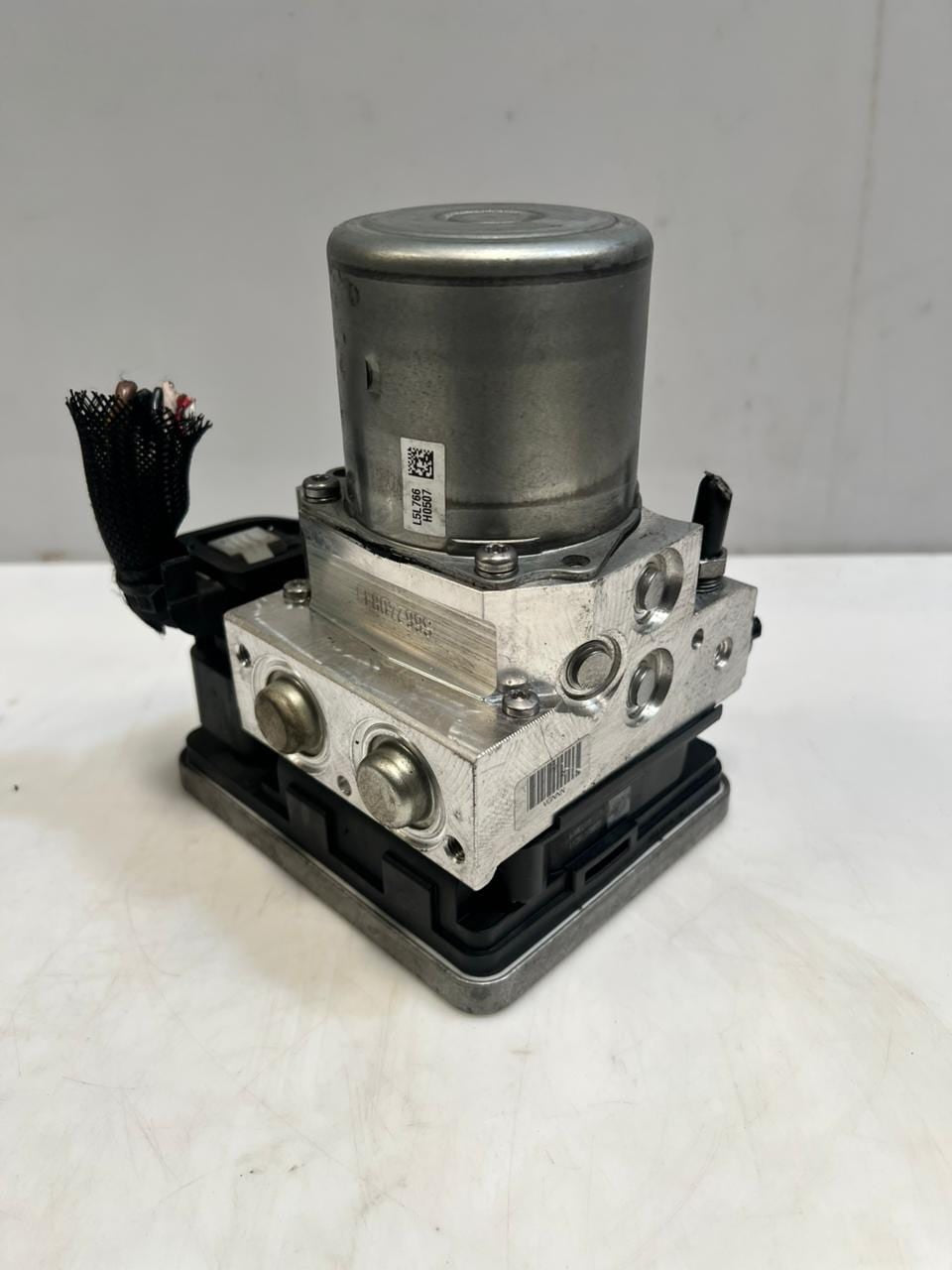 2007-2009 BMW 328i G30 G11 G12 Abs Pump anti-lock brake Module 6886959 OEM