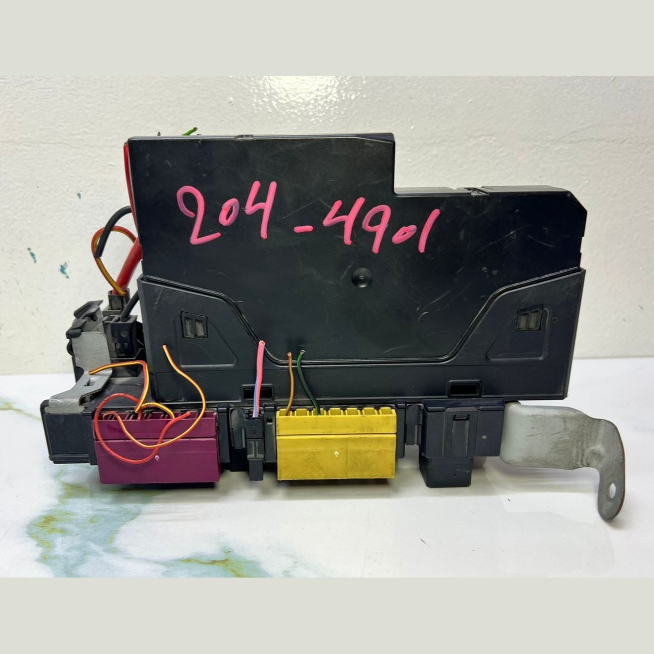 2010-2015 Mercedes-Benz E350 Rear Fuse Junction Box Sam Relay Module 212 9004901