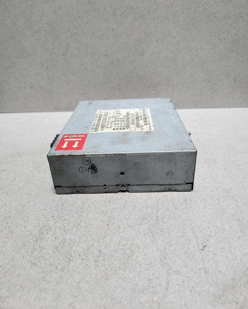 2010-2011 Mercedes-Benz C250 Tv Tuner A2048205285 W204 C-Class C250 and C63 AMG