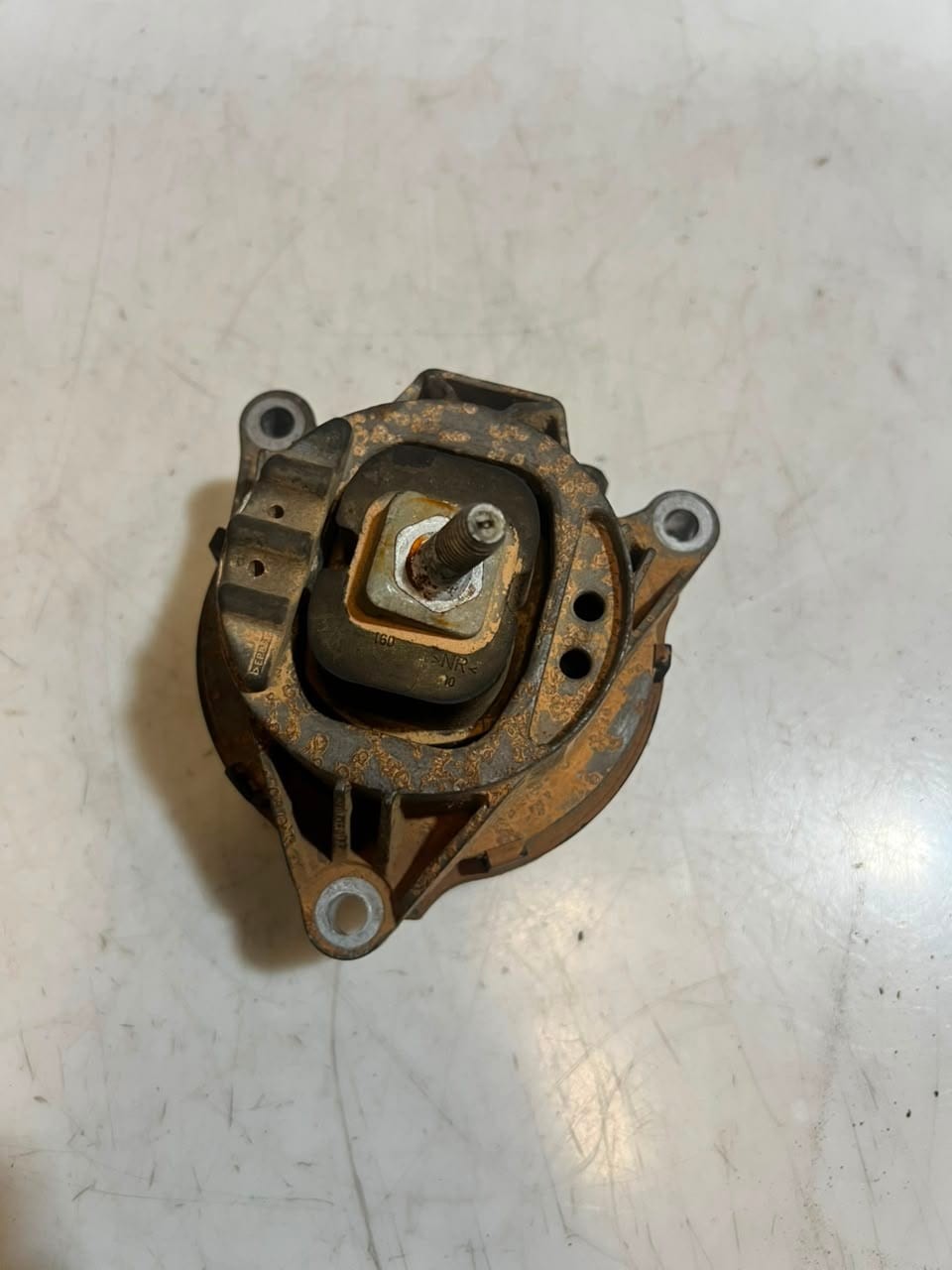 2015-2017 BMW X3 F25 X4 F26 2.0L RIGHT Engine Mount MOTOR 6868490 OEM