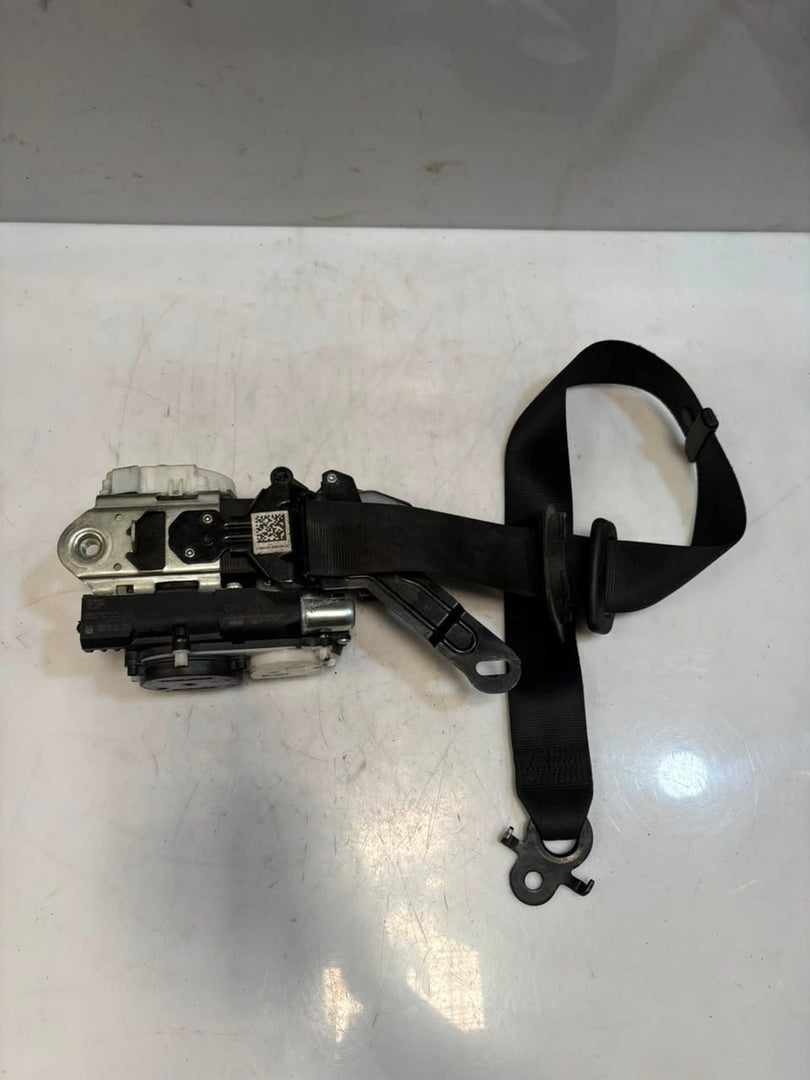 2017 BMW 740i 7 Series G11 G12 Front Seat Belt 34168735C OEM