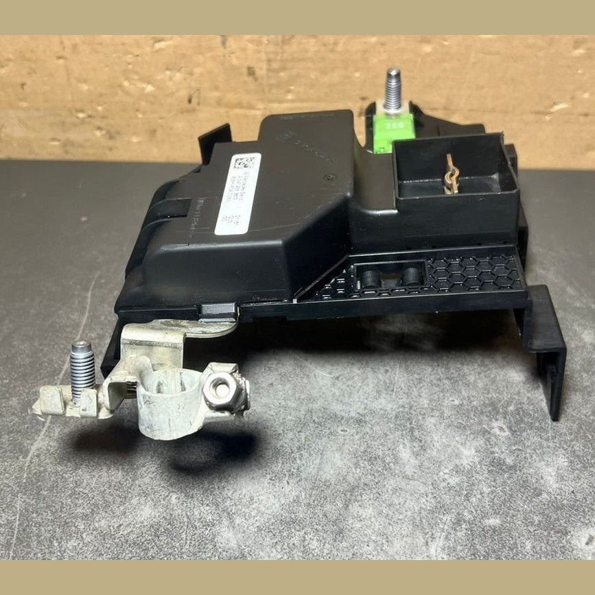 18-22 Mercedes-Benz W247 W118 CLA Battery Fuse Box Current Limiter A247 90636603