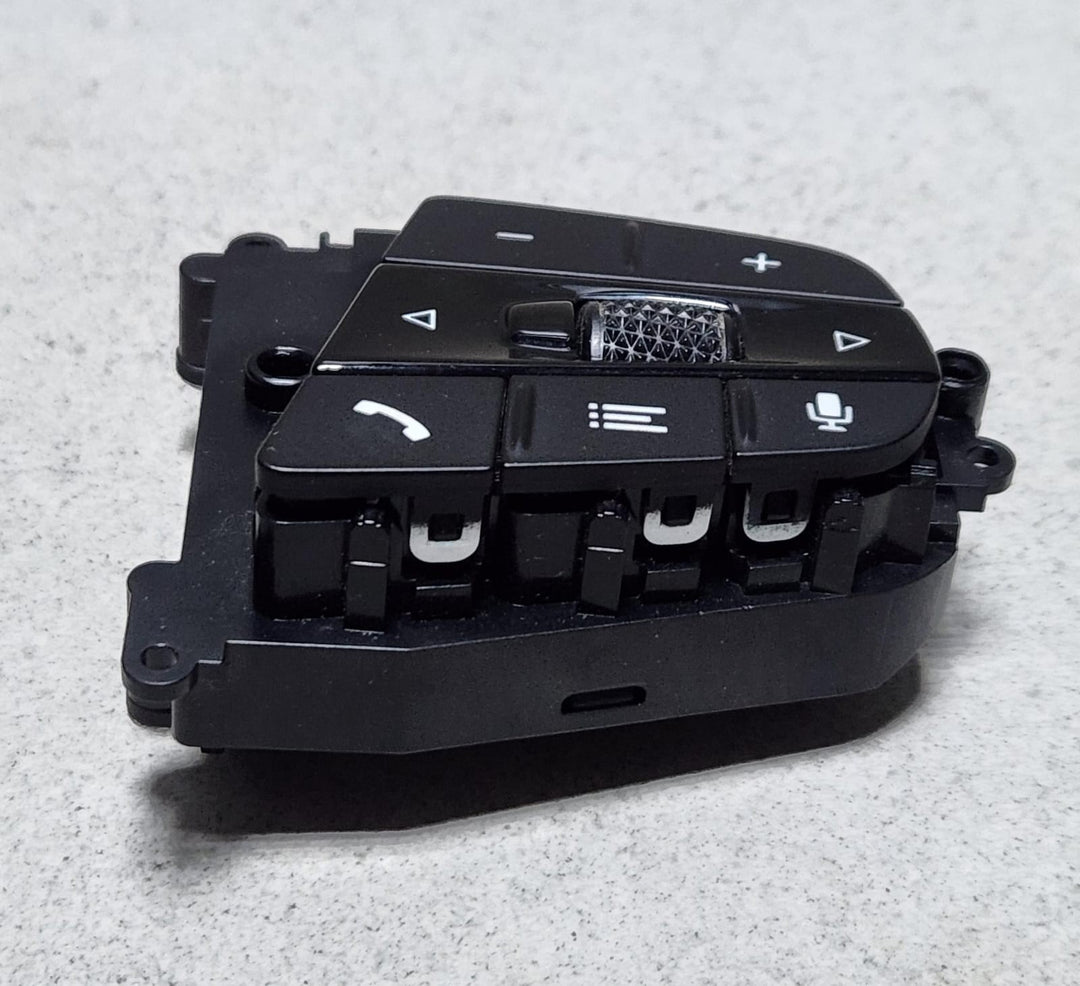 2020 BMW X5 Steering Wheel Buttons E31076100 3 Series G20 G21