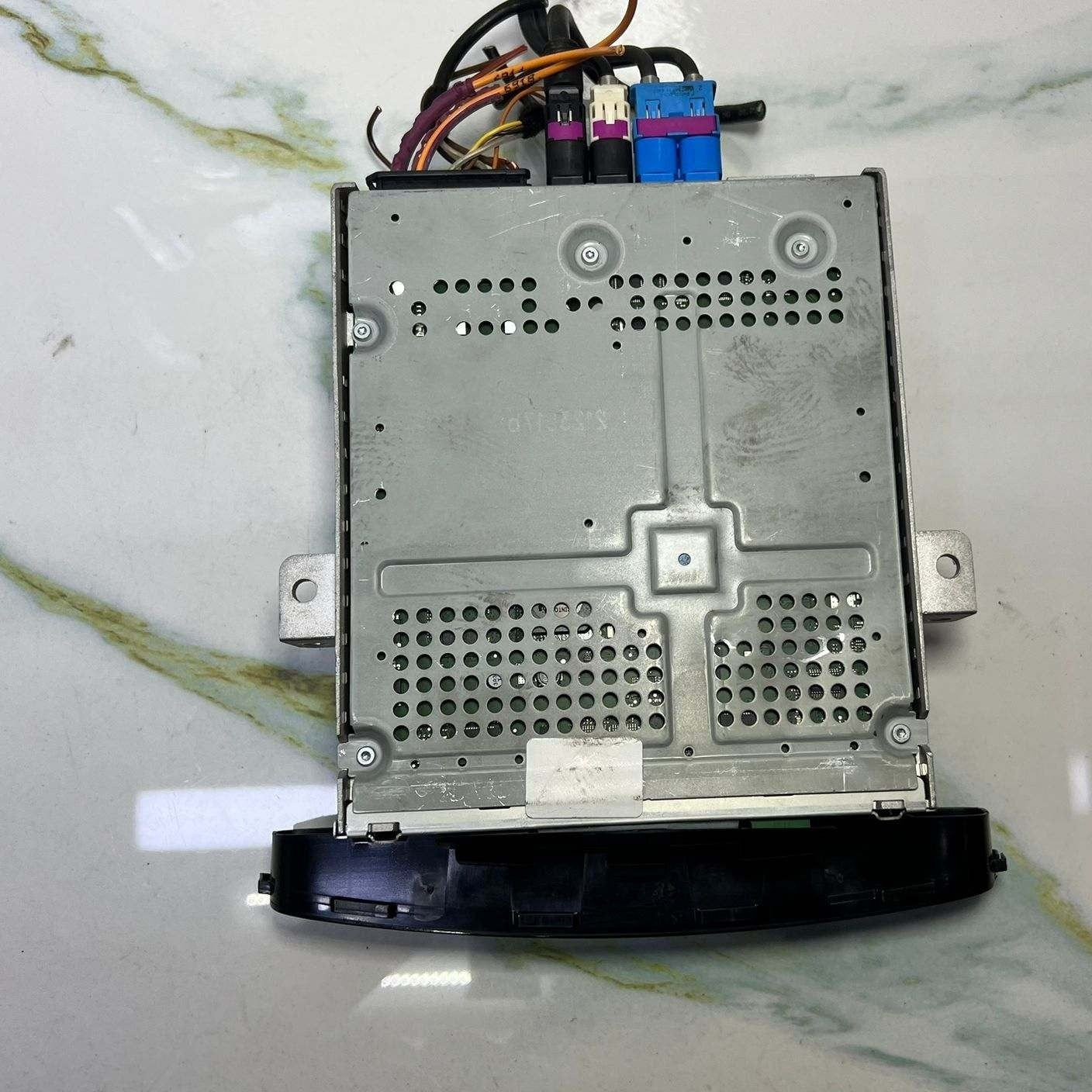 Mercedes-Benz Control Unit Complete Dvd Drive A2229005910 S-Class W222