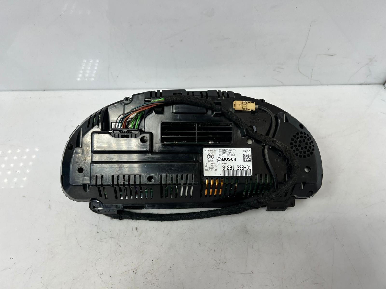 BMW 740i F01 F02 F03 F04 F10 F11 DIGITAL Speedometer Instrument Cluster 9291396